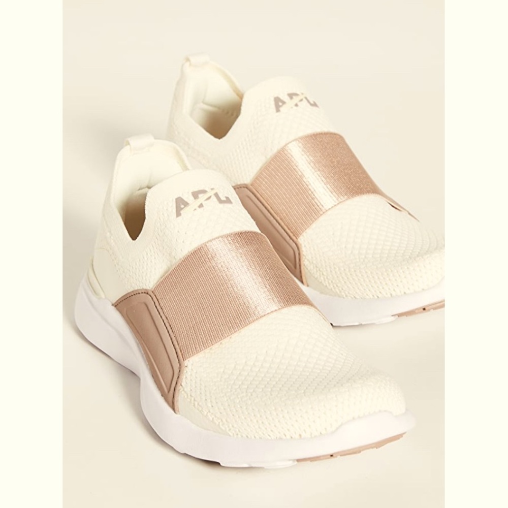NWOT APL TechLoom Bliss Sneakers Pristine/Almond/White US8 SOLD OUT